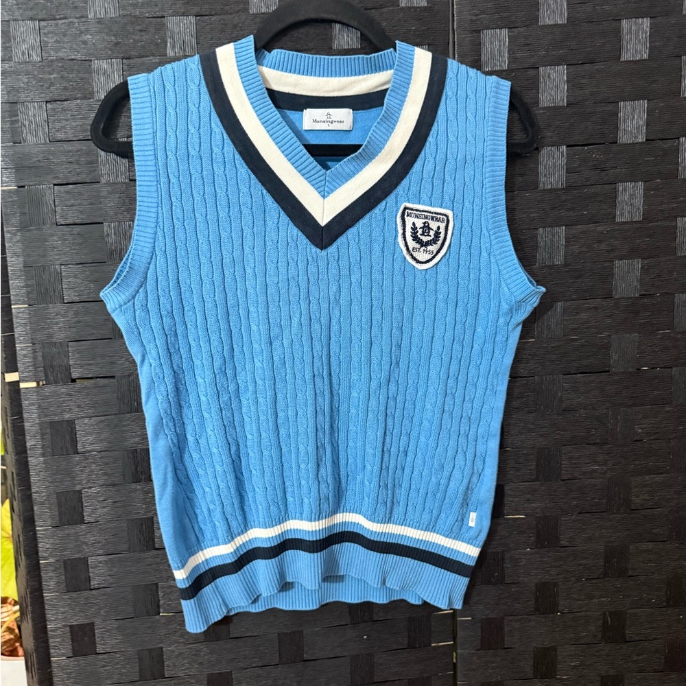 Munsing Wear Blue Knit Best With White And Navy Detailing